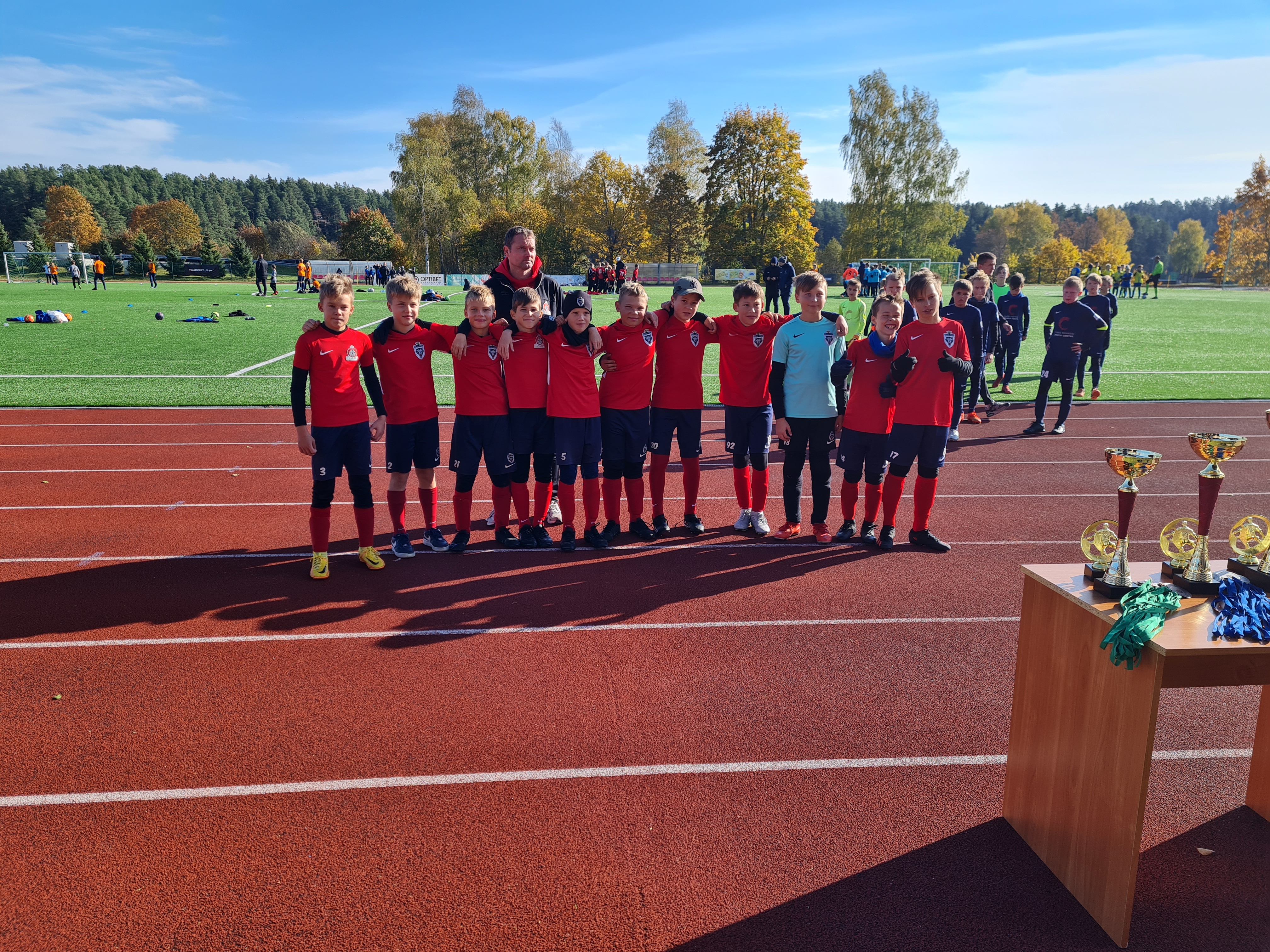 Futbolistiem bronza