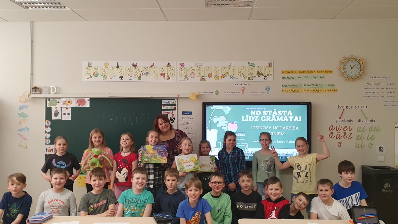 No stāsta līdz grāmatai
