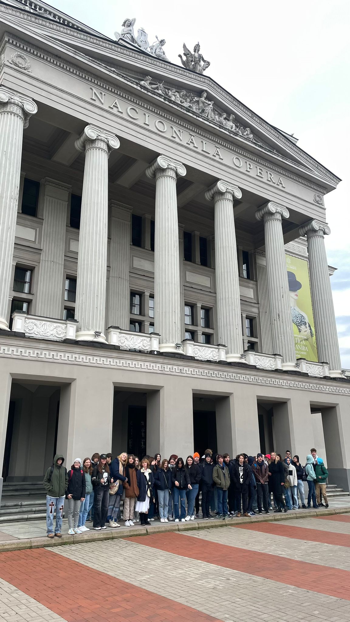 Operas apmeklējums