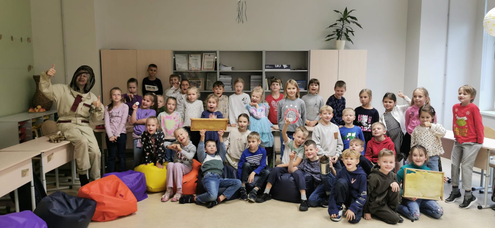 Bitenieces vizīte skolā
